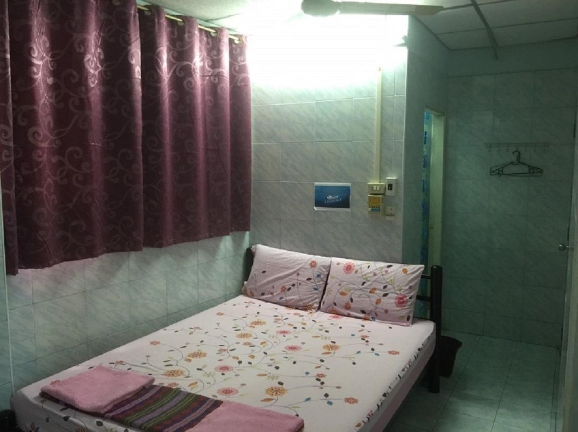 New Central Guesthouse Бангкок Экстерьер фото